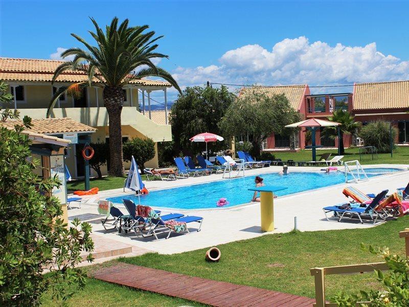 Royal Garden Apartments Kavos Ngoại thất bức ảnh